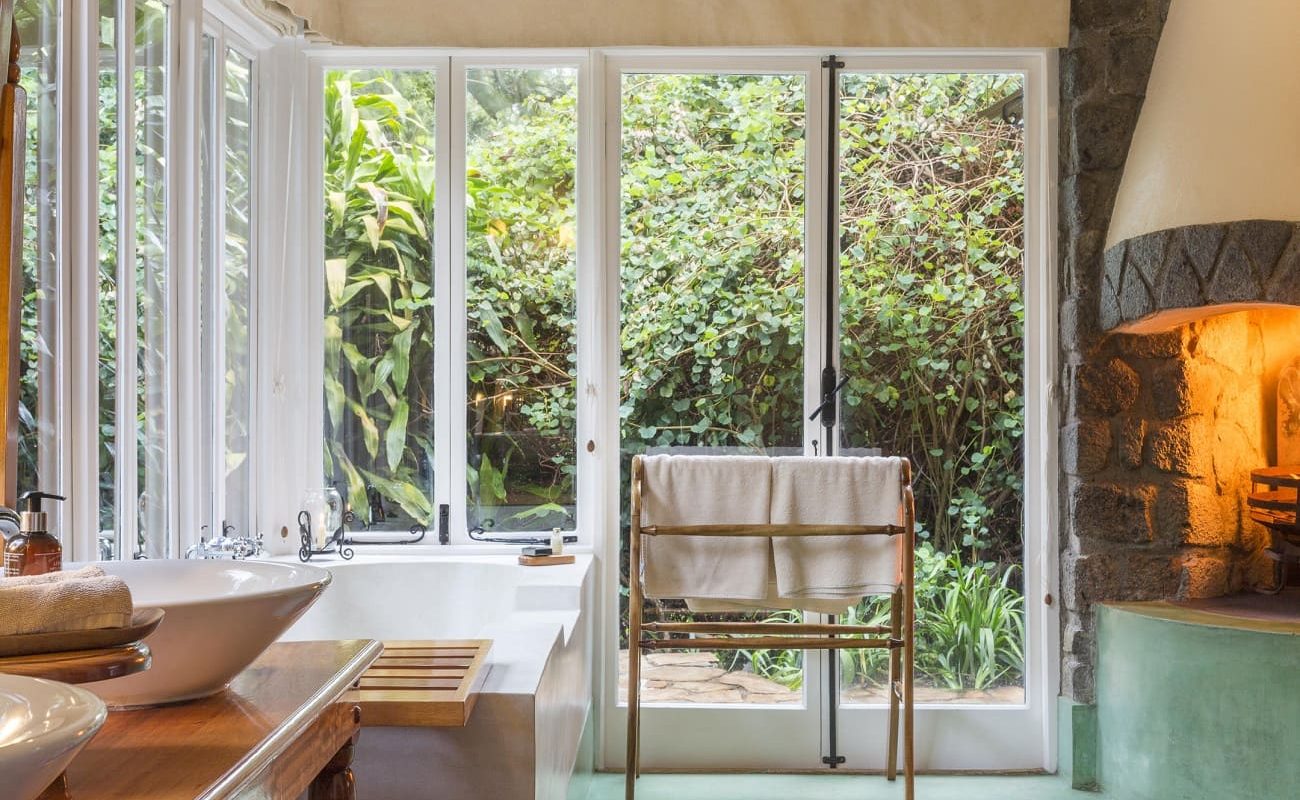 Badezimmer einer Cottage, Gibb's Farm