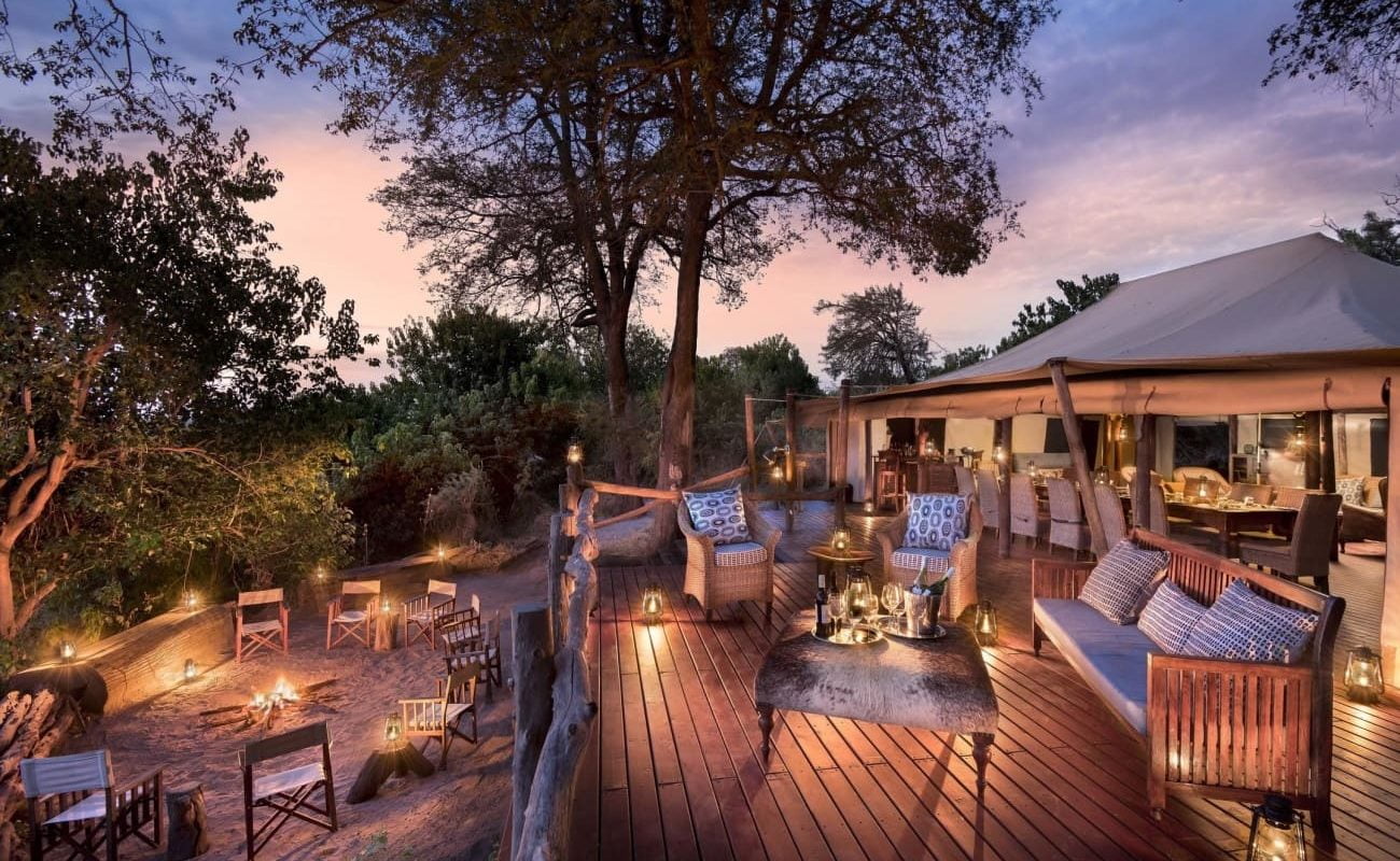 Haupthaus des Linyanti Bush Camp