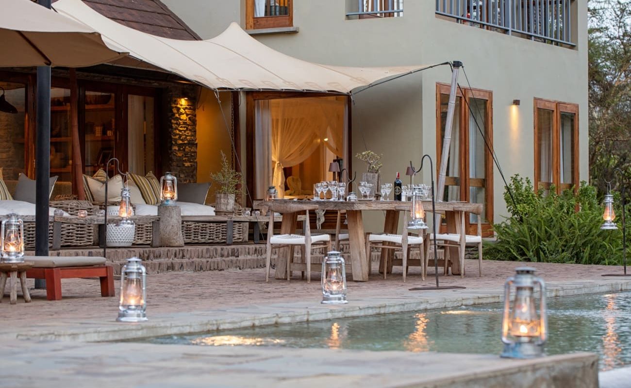 Siringit Villa Terrasse Terrasse des Boutiquehotels bei Arusha