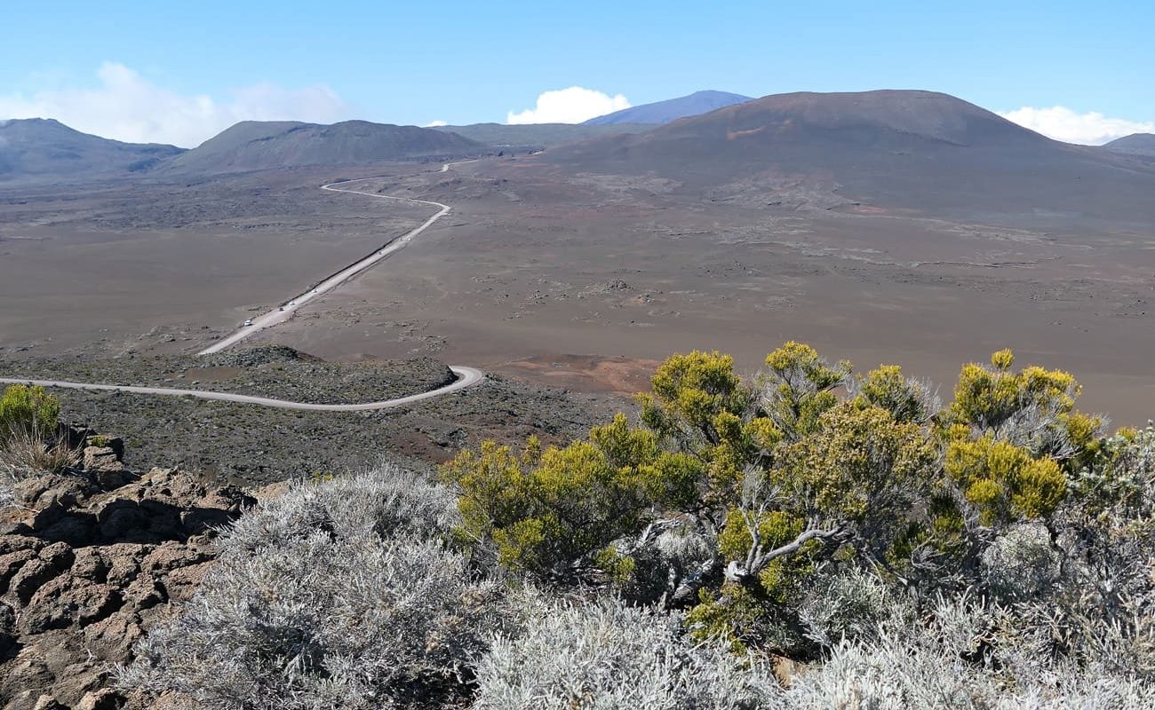 La Reunion kompakt Piton de la Fournaise Straße zum Piton de la Fournaise