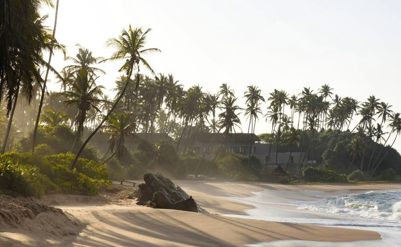 Sri Lanka exlusiv Amanwella Strand Am Strand des Amanwella