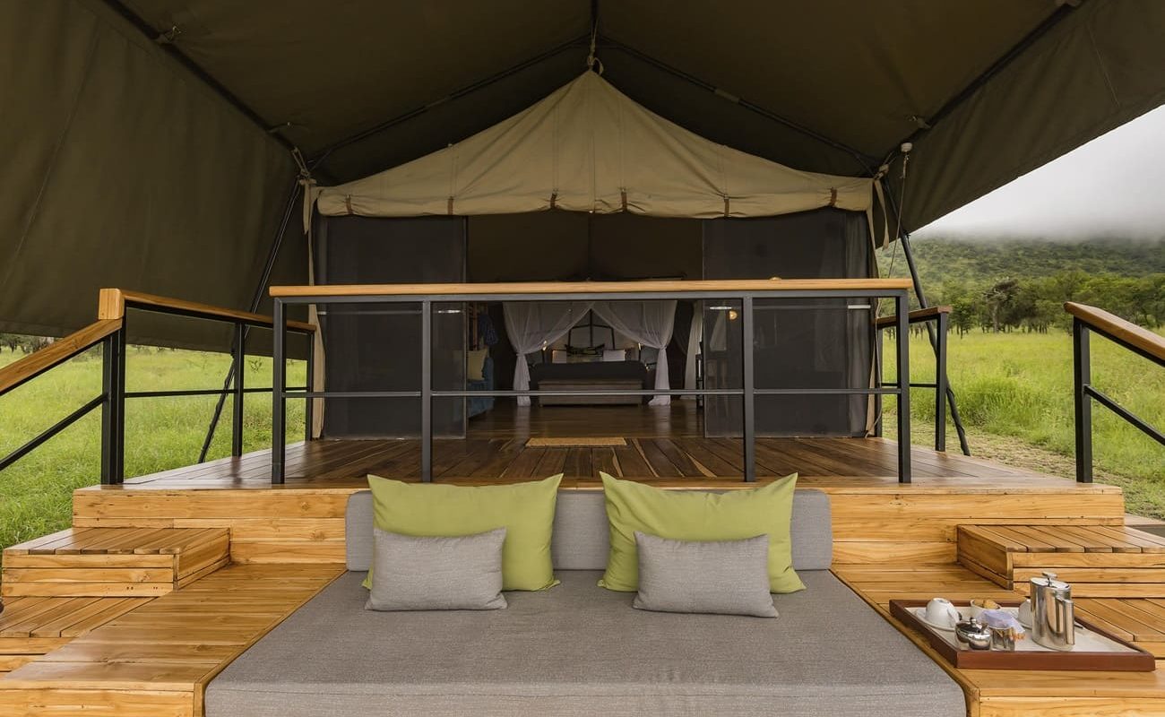 Veranda eines Luxuszeltes von Dunia