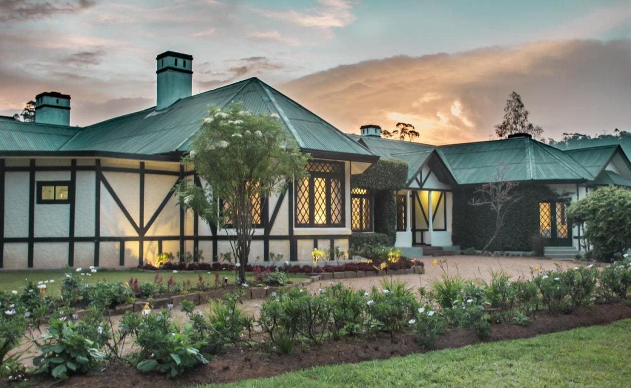 Eingang zum charmanten kleinen Hotel auf Sri Lanka