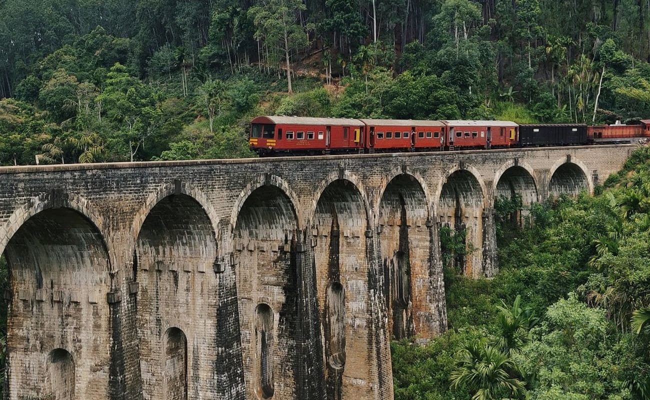 Zugfahrt in Sri Lanka