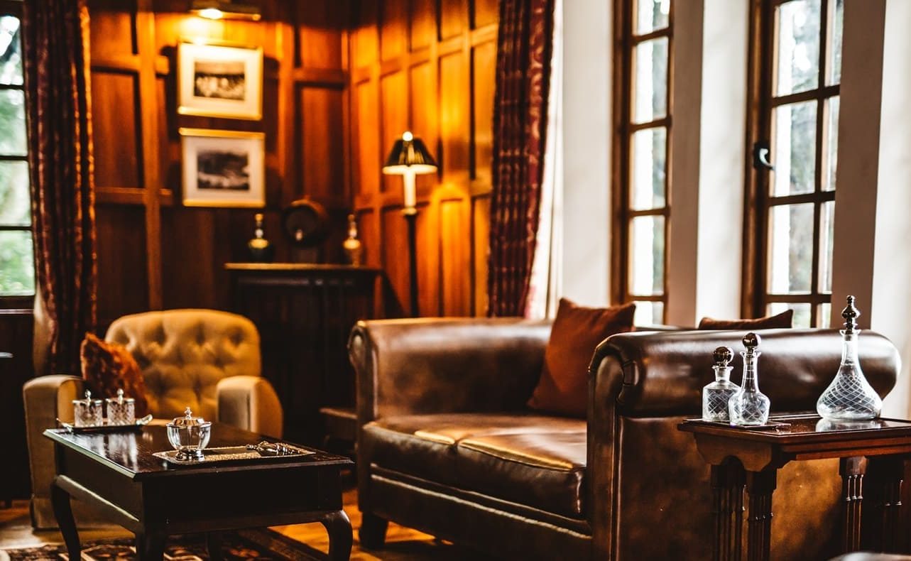 Thotalagala Cigar Room Cigar Room von Thotalagala