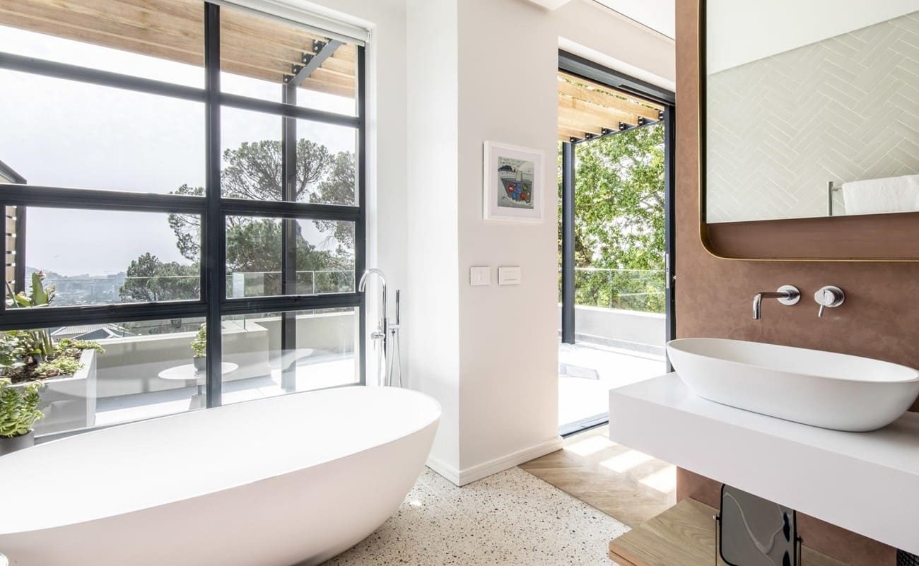 Bad Terrace Room, Camissa House