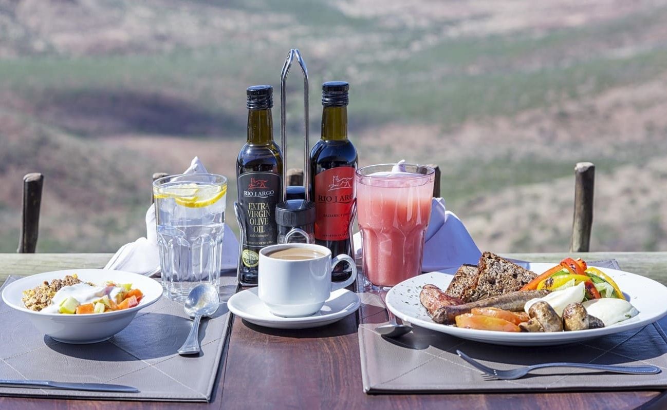 Frühstück in der Grootberg Lodge