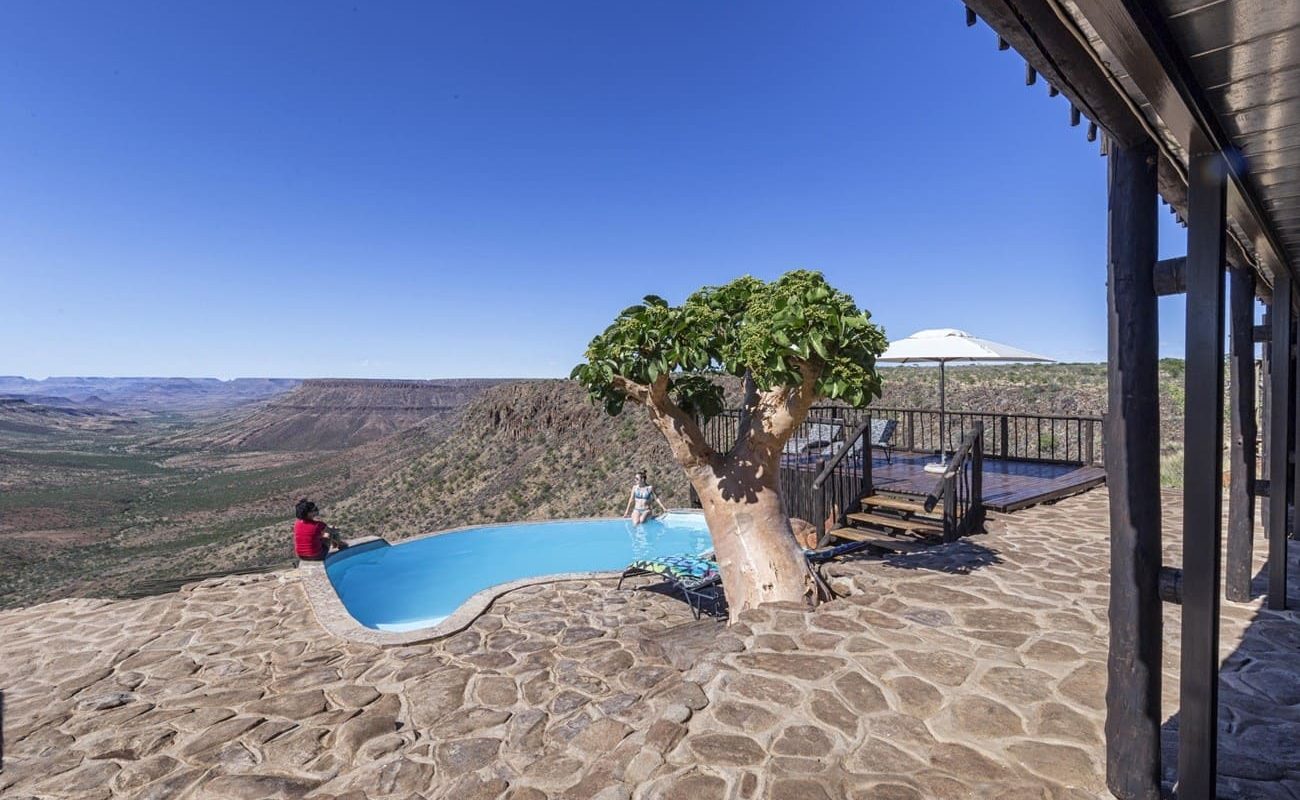 Pool der Grootberg Lodge