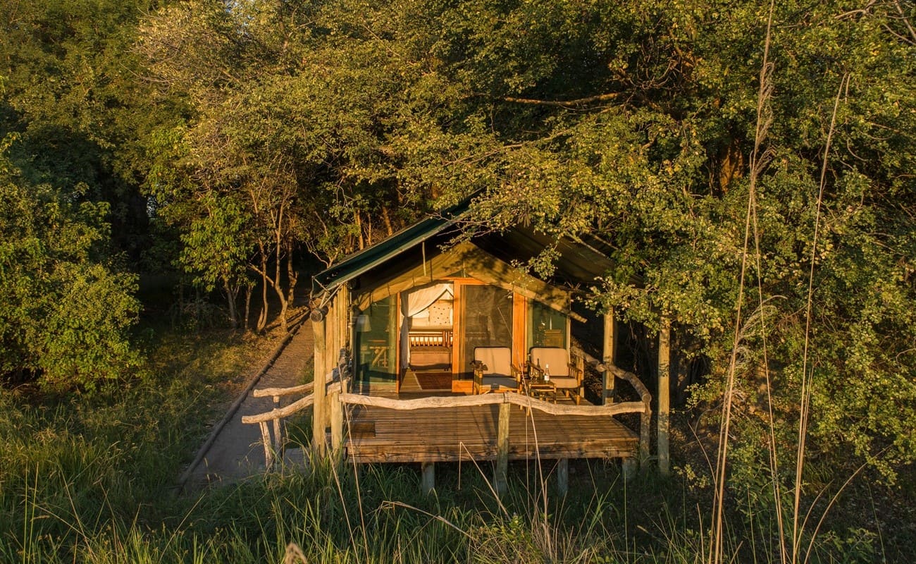 Camp Xakanaxa Zelt außen Zelt Camp Xakanaxa, Botswana