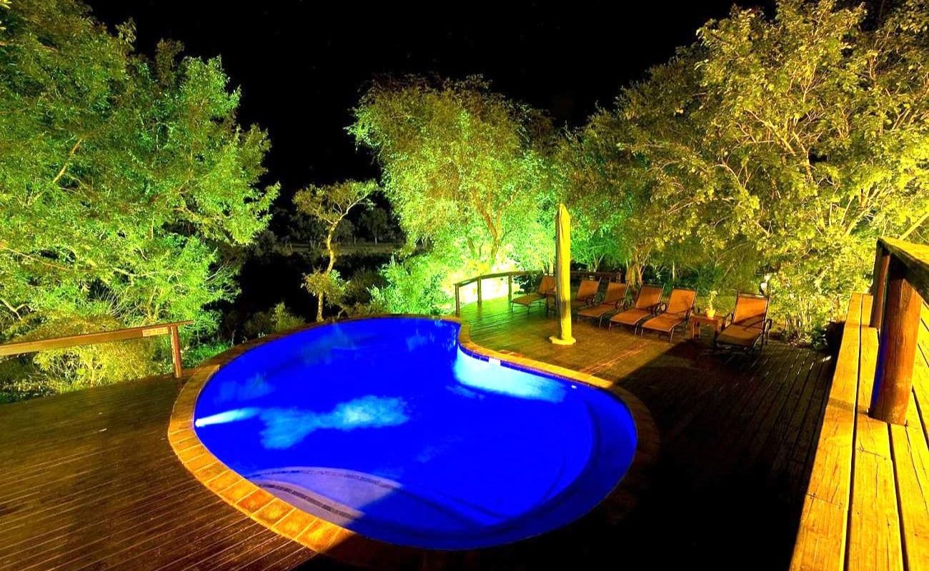 Elephant Plains Game Lodge Swimmingpool Pool der Elephant Plains Game Lodge
