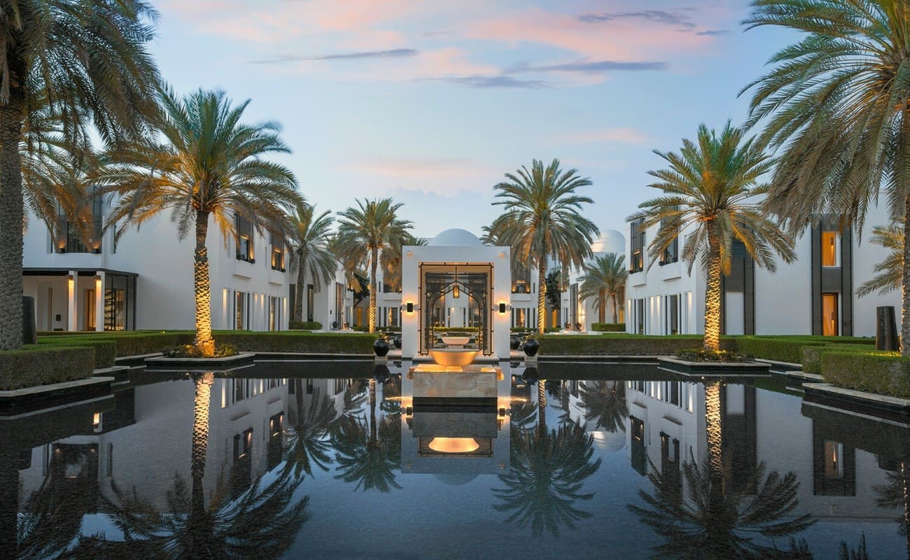 The Chedi Muscat-Wassergarten Panorama Wassergarten The Chedi Muscat