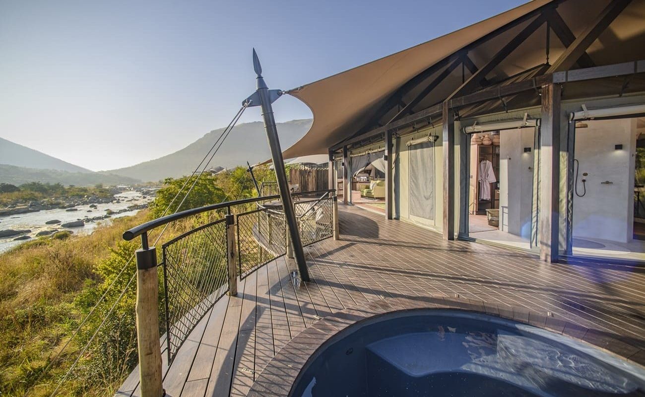 Babanango Game Reserve Madwaleni River Lodge Luxury Tent Luxuszelt in der Madwaleni River Lodge