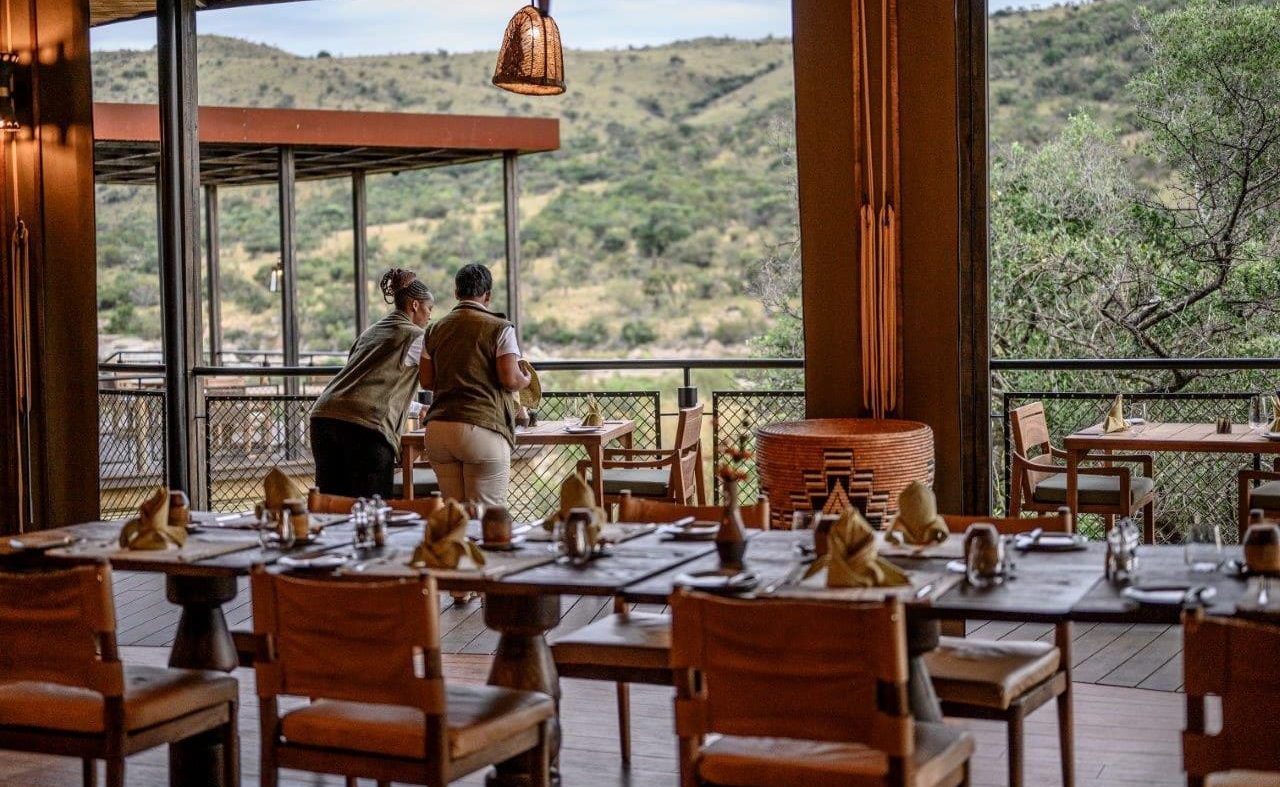 Babanango Game Reserve Madwaleni River Lodge Restaurant Restaurant der Madwaleni River Lodge