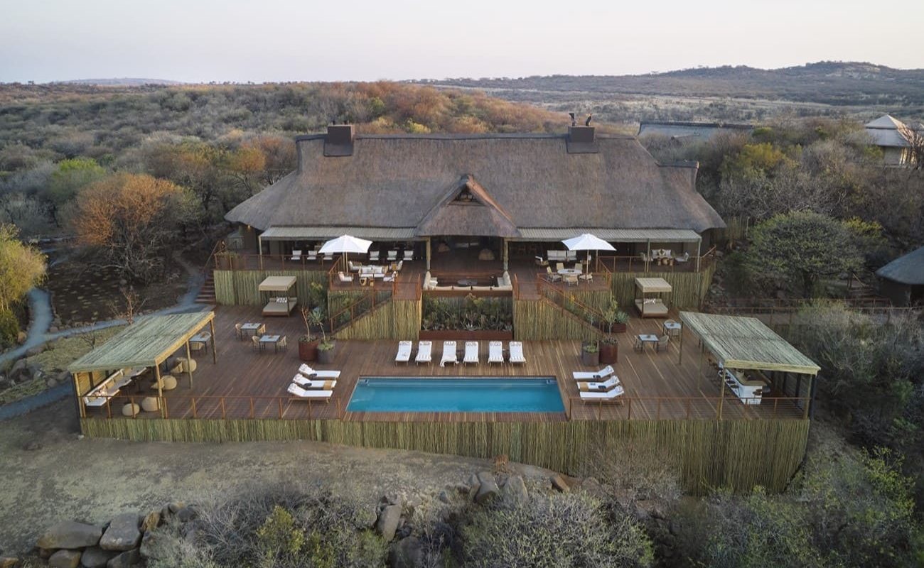 Gesamtansicht der Luxuslodge Nambiti Hills