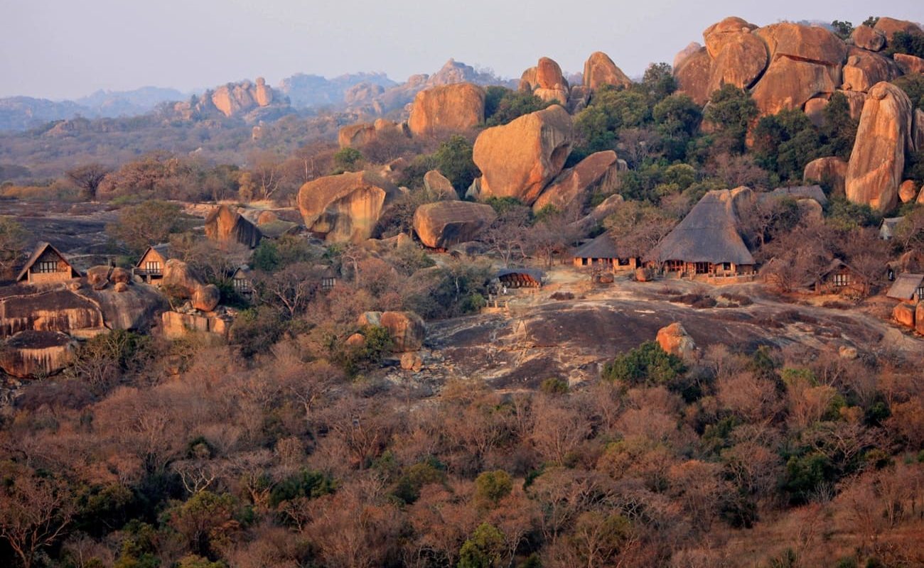 Big Cave Gesamtansicht Gesamtansicht des spektakulären Big Cave Camps