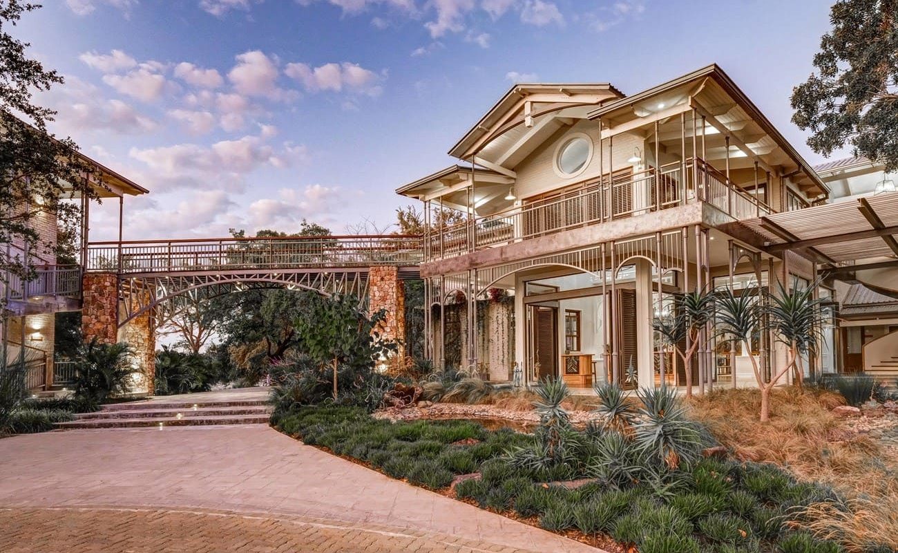 Palm River Hotel Eingang Eingang des Palm River Hotels, Viktoriafälle