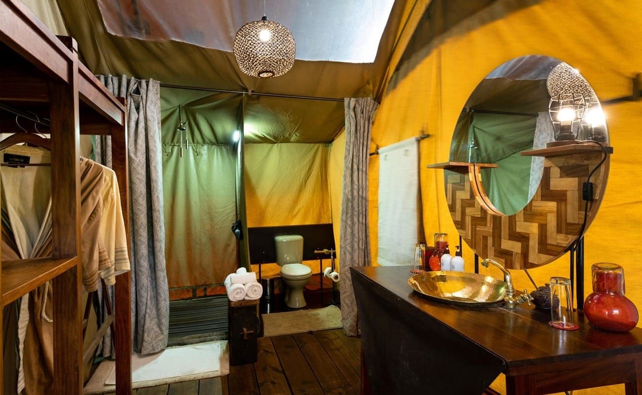 Lemala Ngorongoro Badezimmer Badezimmer eines Luxuszeltes in Lemala Ngorongoro