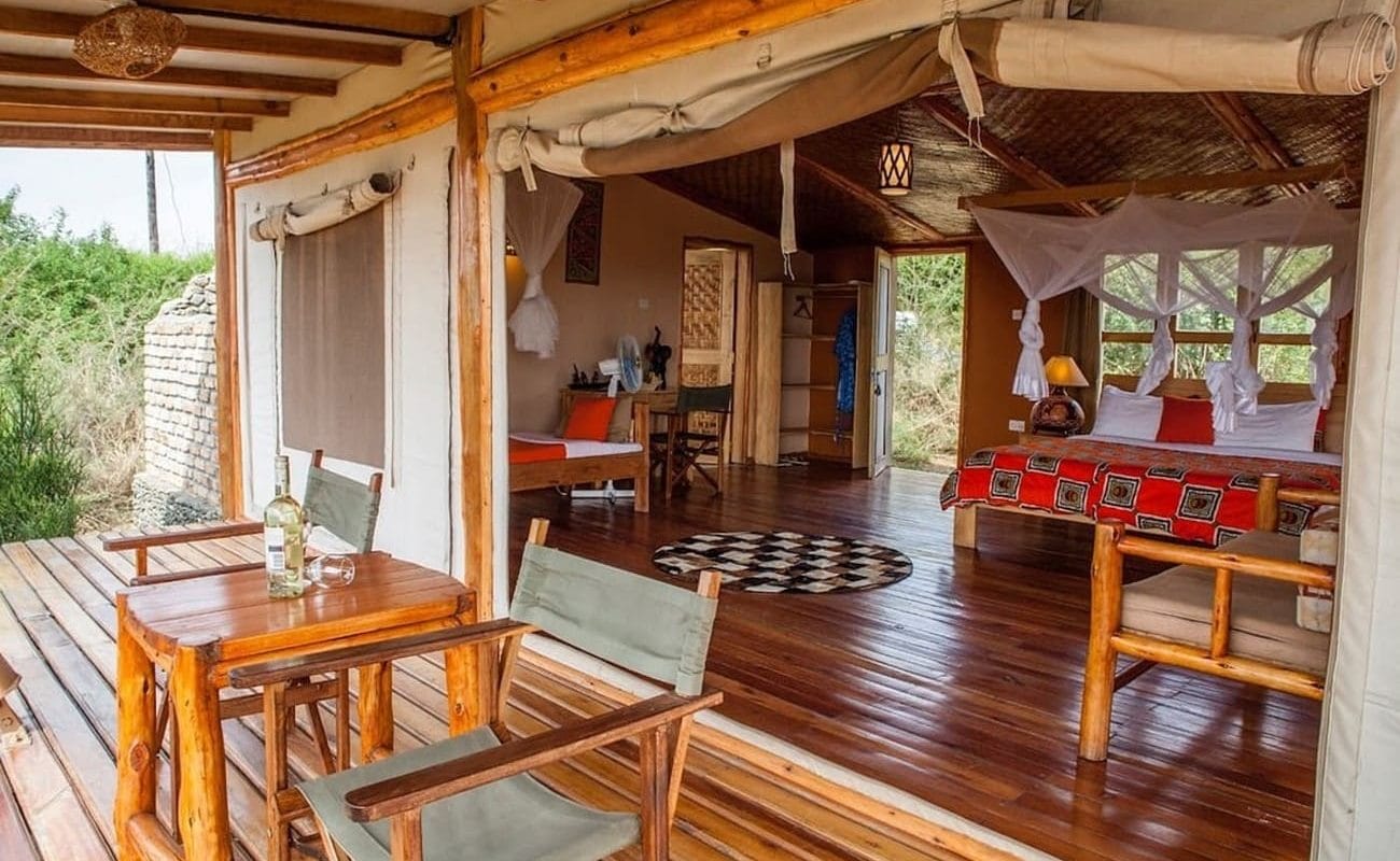 Marafiki Safari Lodge Zelt Veranda Veranda eines Luxuszeltes der Marafiki Safari Lodge