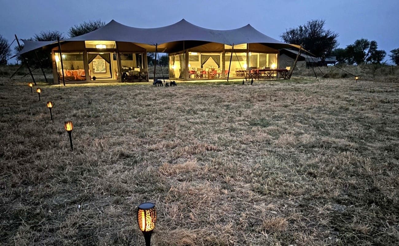 Seregenti View Camp Togoro-mess-tent Messzelt, Serengeti View Camp Togoro