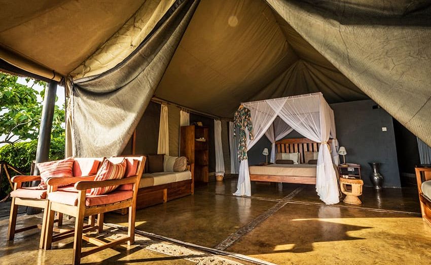 Executive Chalet Blue Zebra Island Lodge