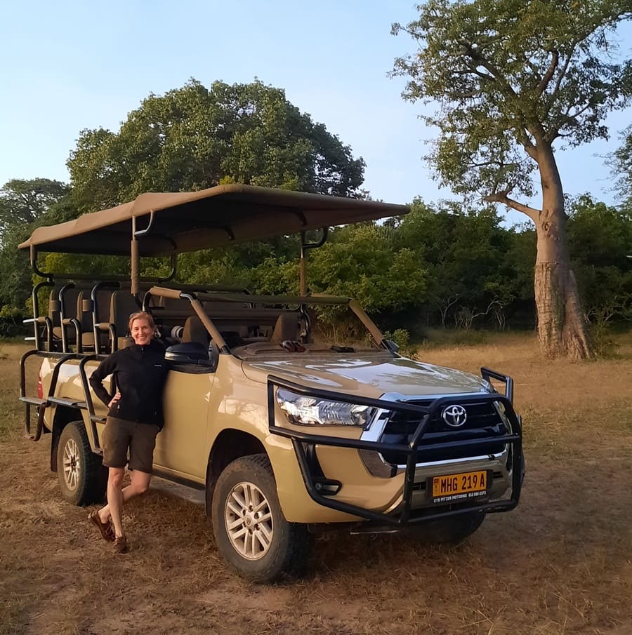 Pirschfahrt offener Geländewagen Malawi