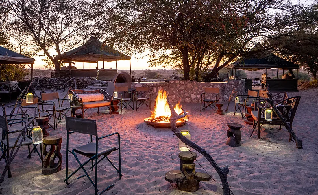 Meno a Kwena Boma Boma Meno a Kwena, Natural Selection