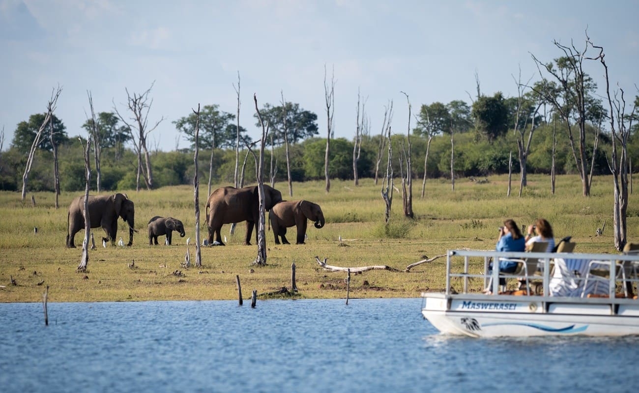 Authentisches Simbabwe Lake Kariba Bootssafari