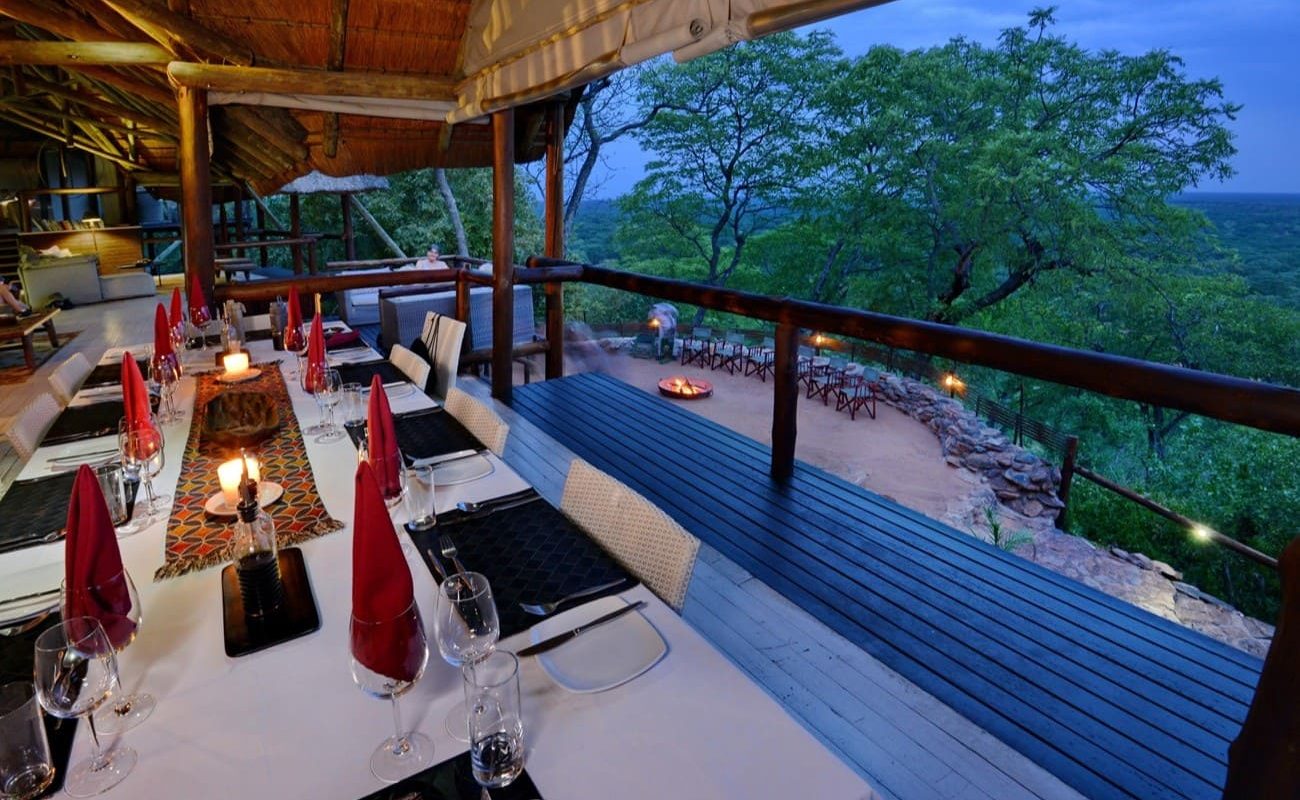 Dinner in der Luxuslodge im Chobe