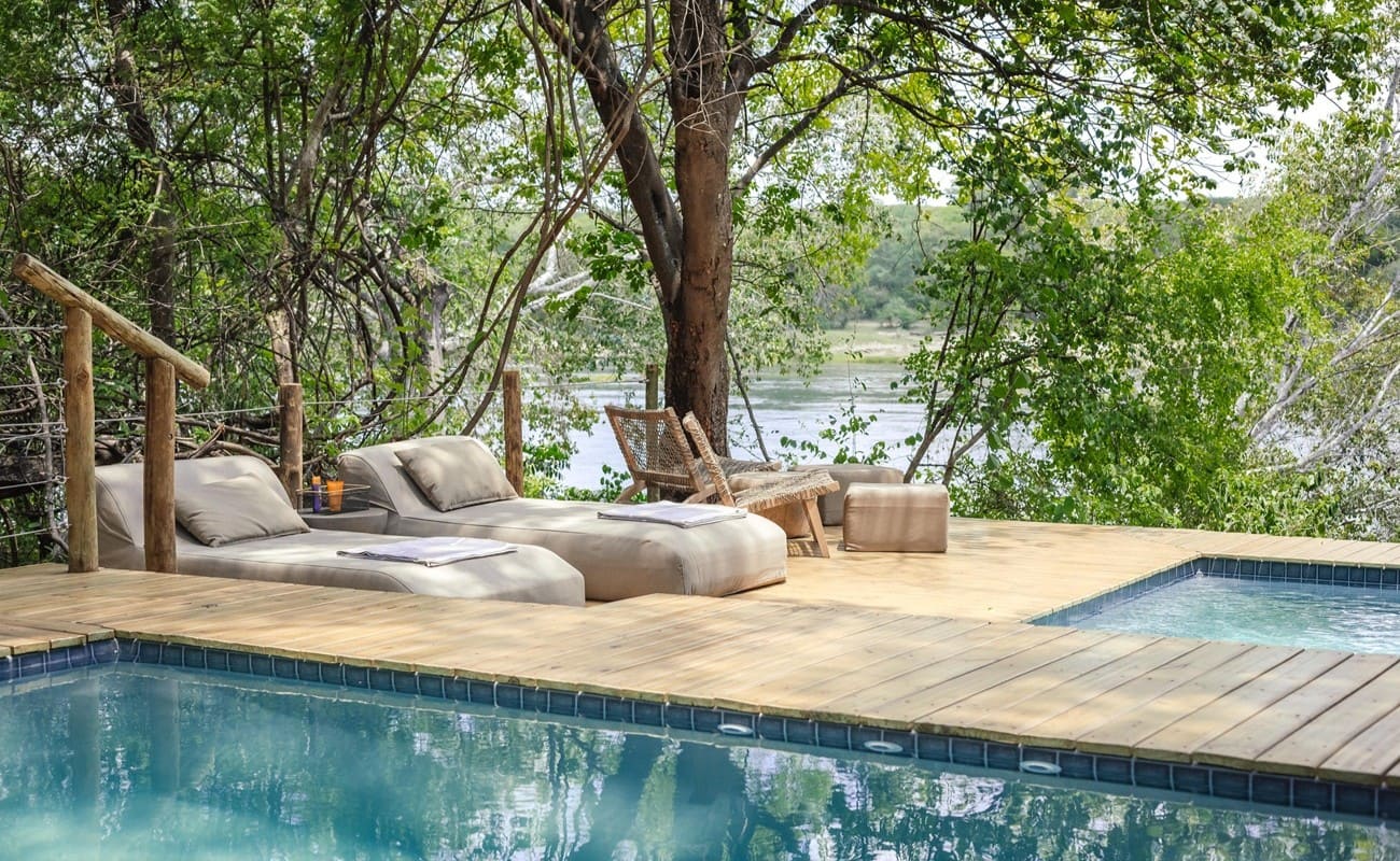 Pool Tsowa Safari Island