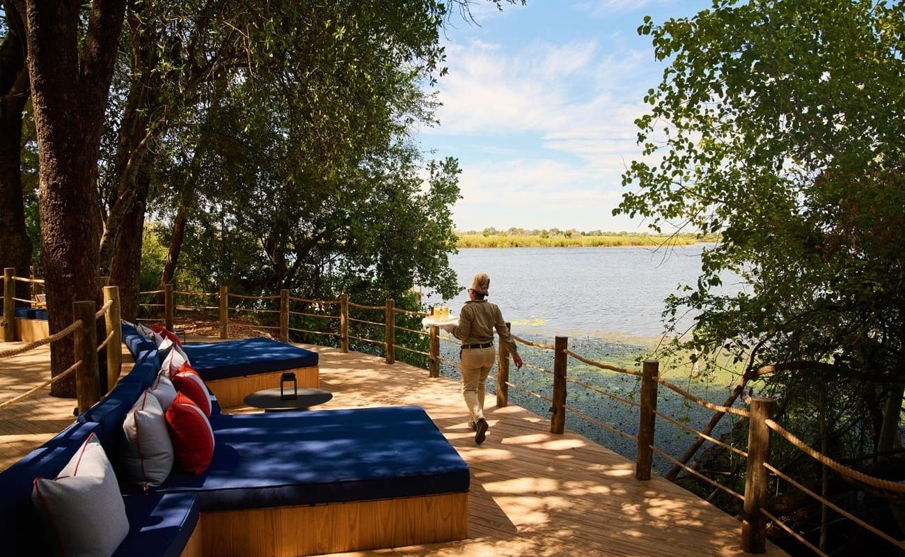 Deck der Xugana Island Lodge