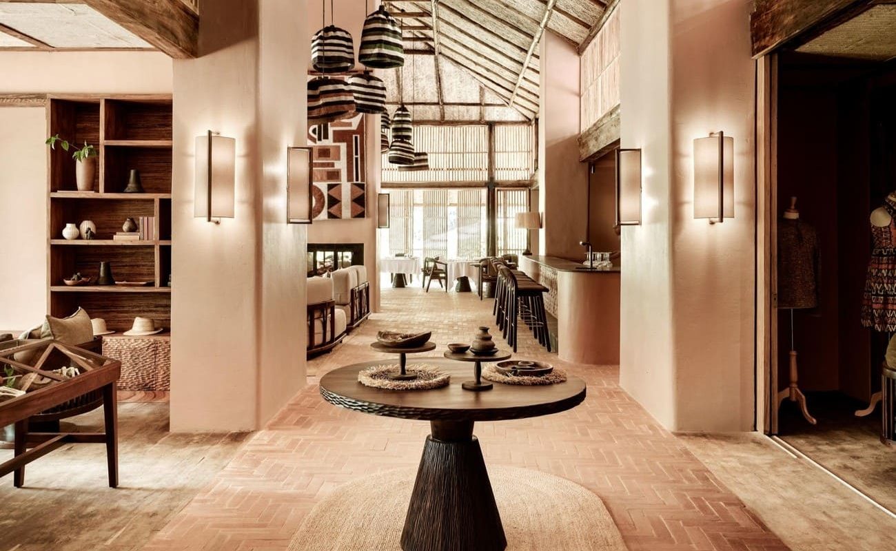 Lobby der Gorilla Forest Lodge Uganda