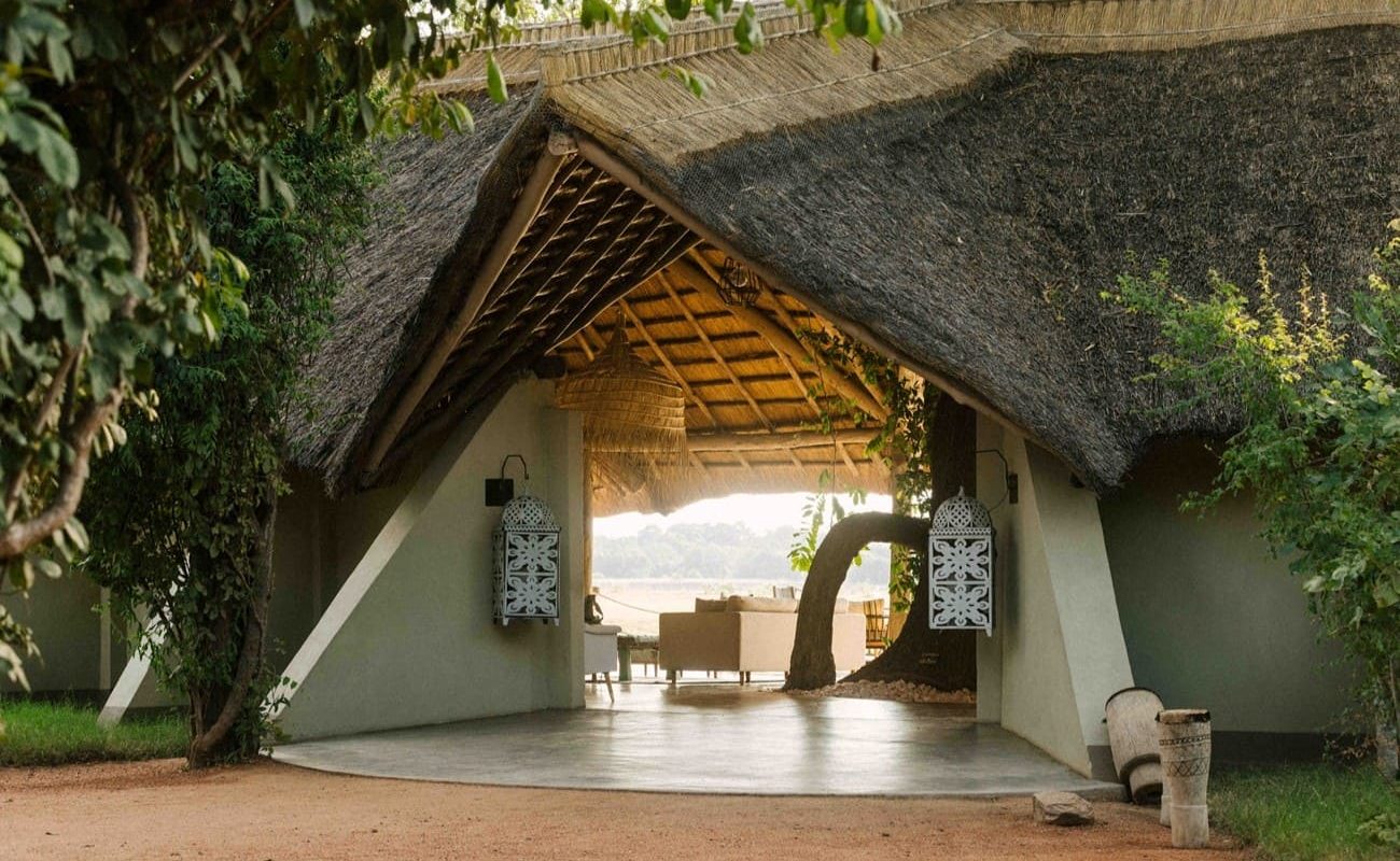 Eingang der Kafunta River Lodge