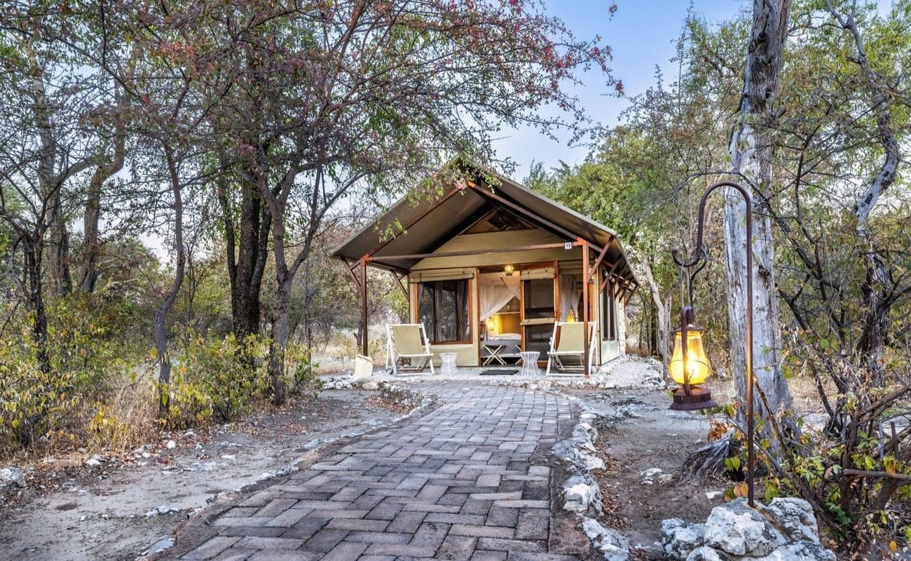 Mushara Bush Camp Zelt außen Zelt Mushara Bush Camp außen