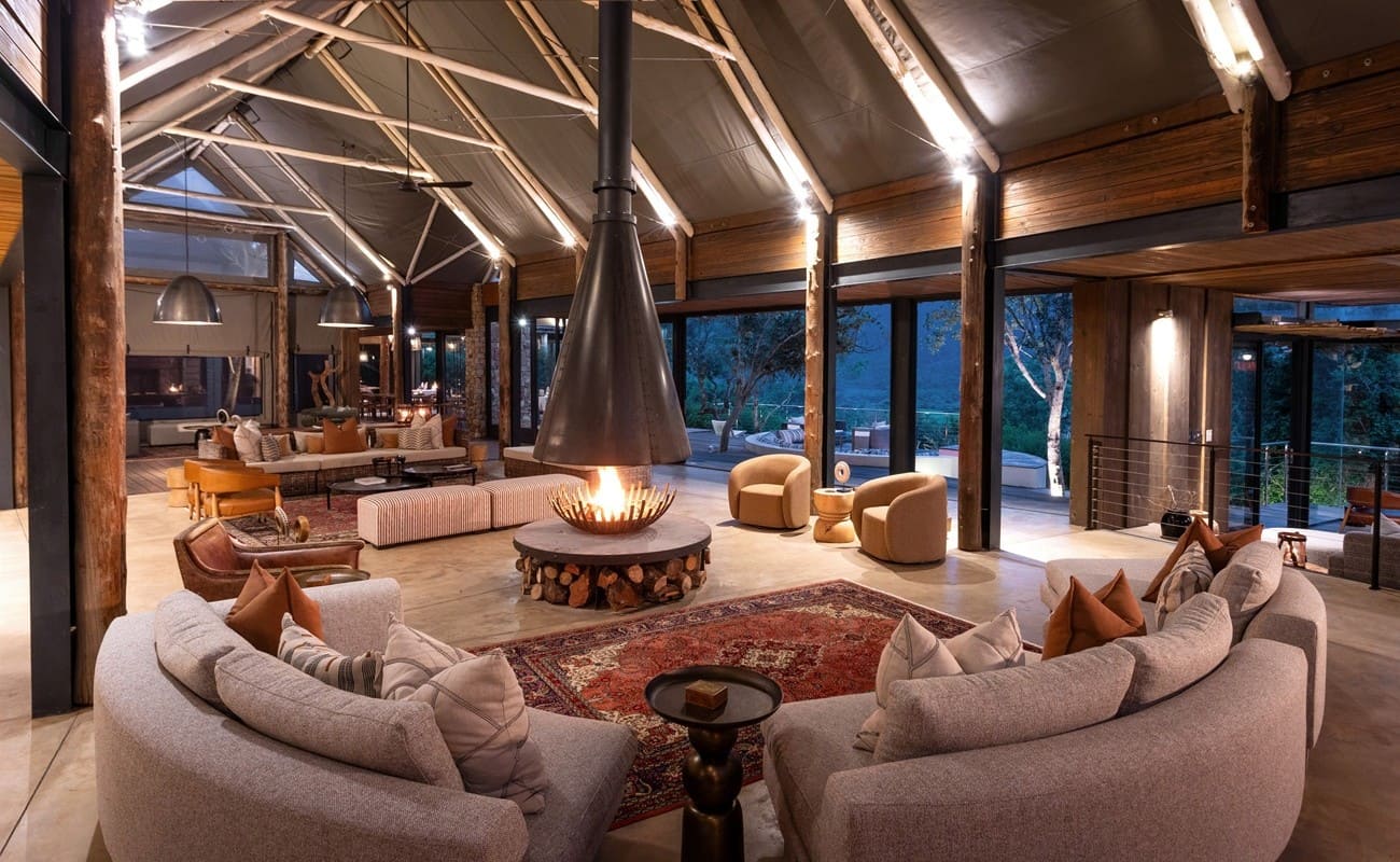 Lounge in Settler's Drift